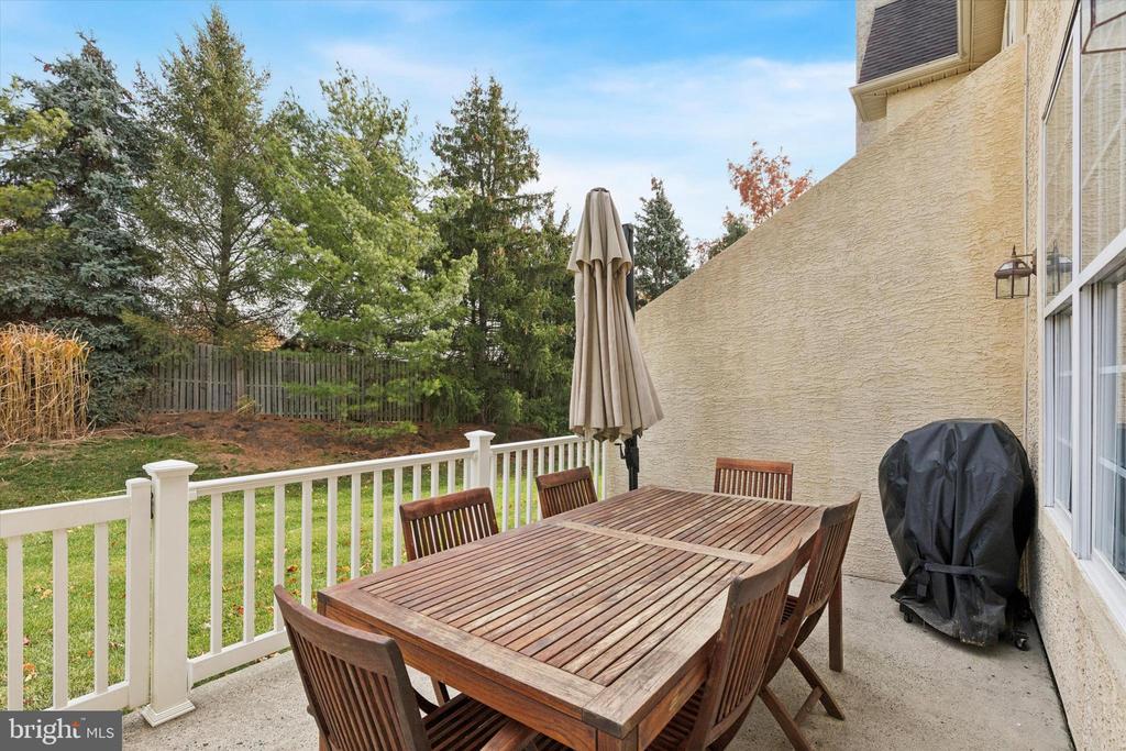 1913 WHITETAIL WAY