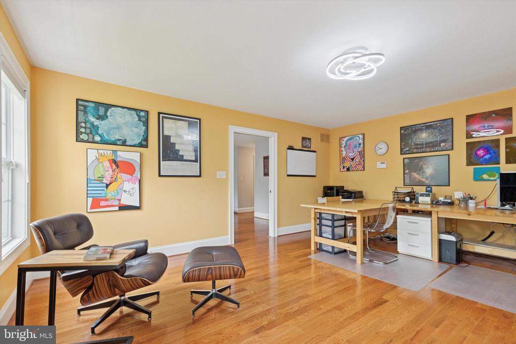 1913 WHITETAIL WAY