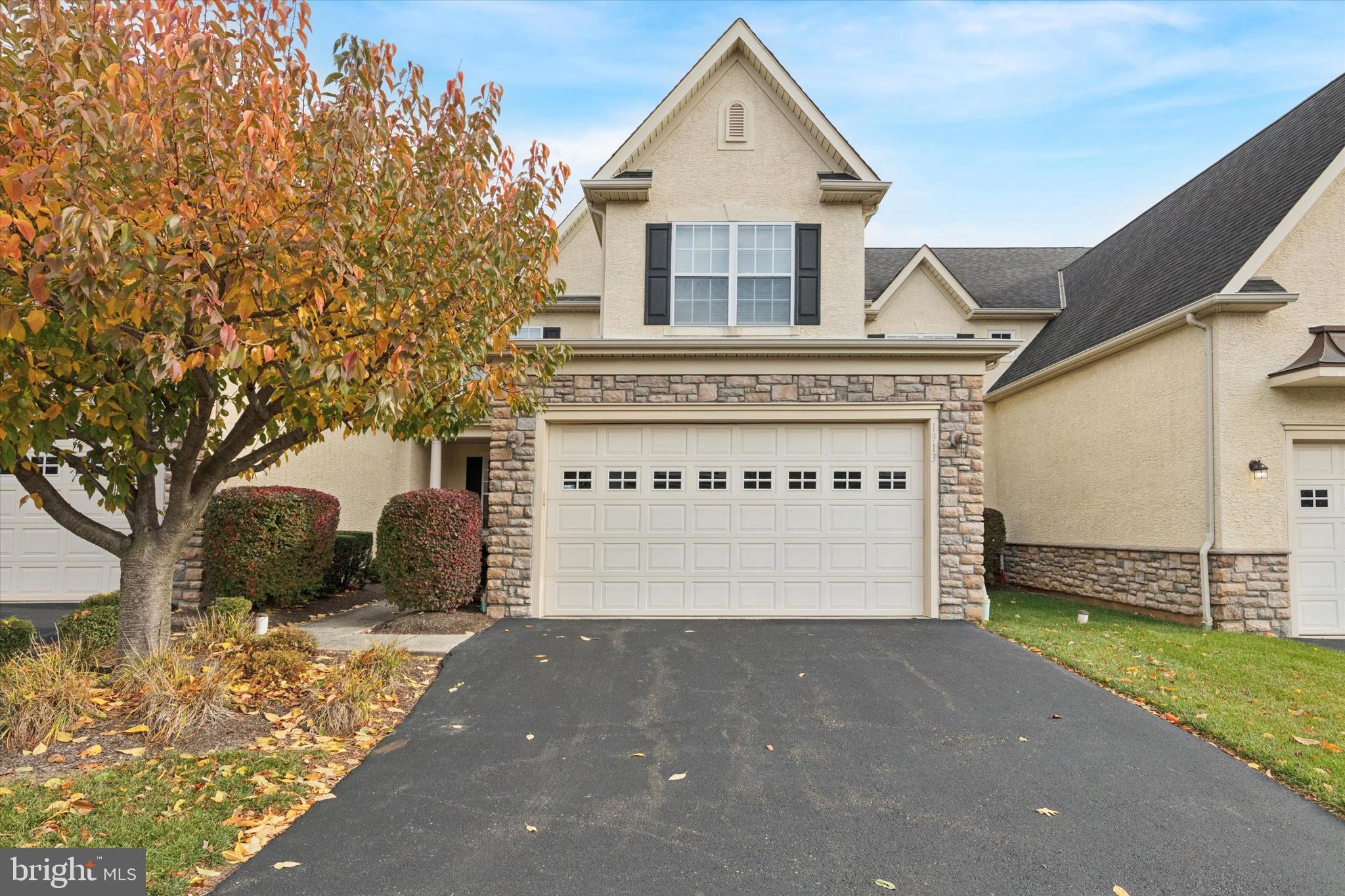1913 WHITETAIL WAY