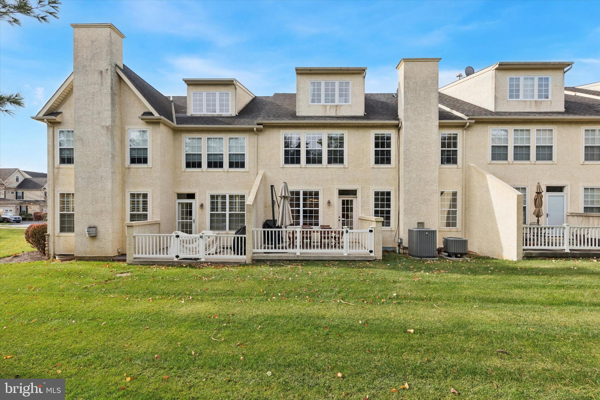 1913 WHITETAIL WAY
