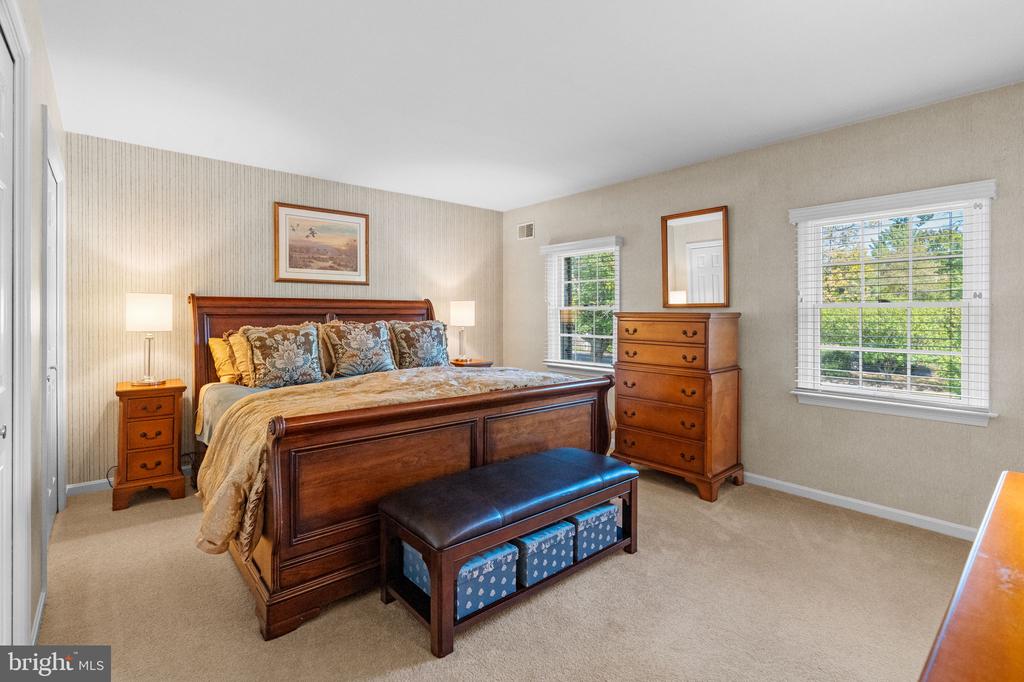 1504 SCHOOL HOUSE LANE