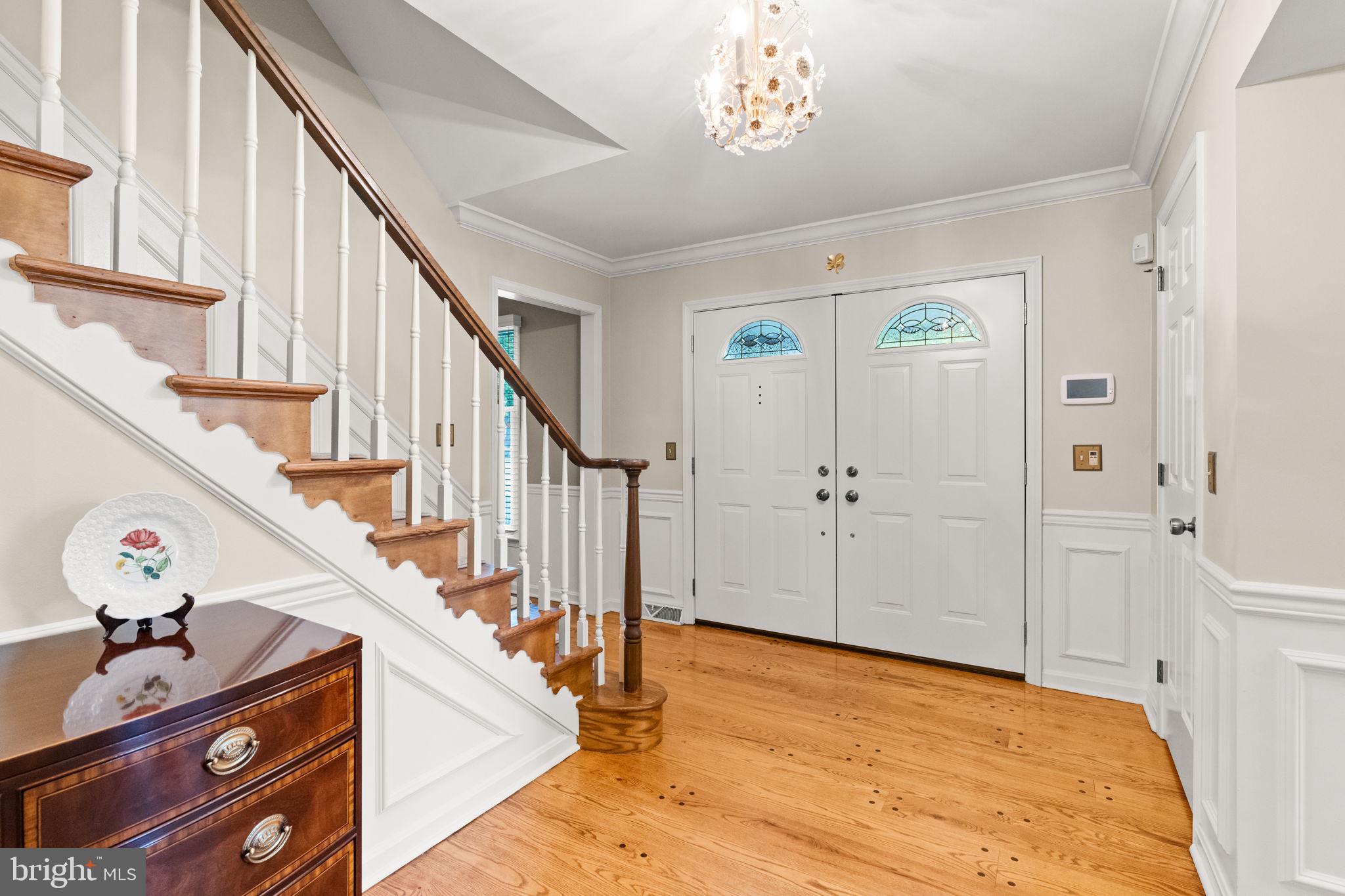 1504 SCHOOL HOUSE LANE