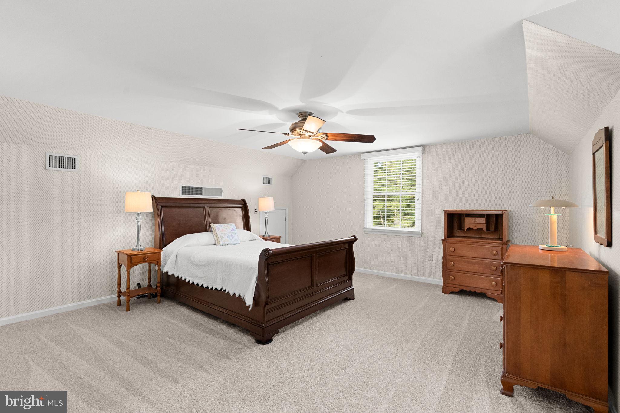 1504 SCHOOL HOUSE LANE