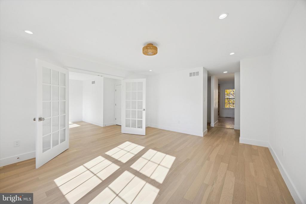 108 ORCHARD COURT