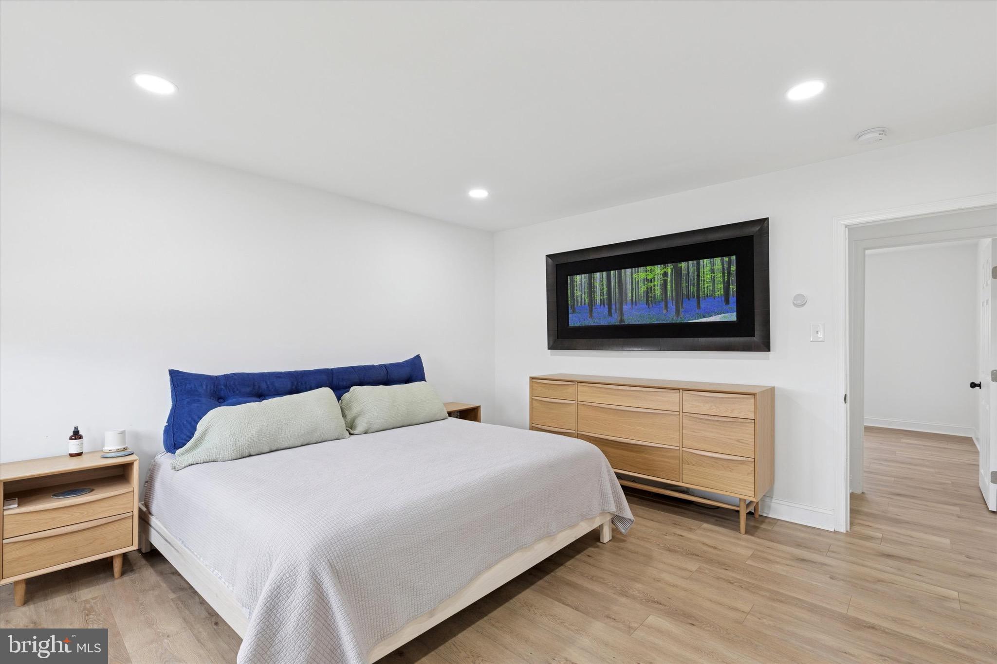 3023 EISENHOWER ROAD