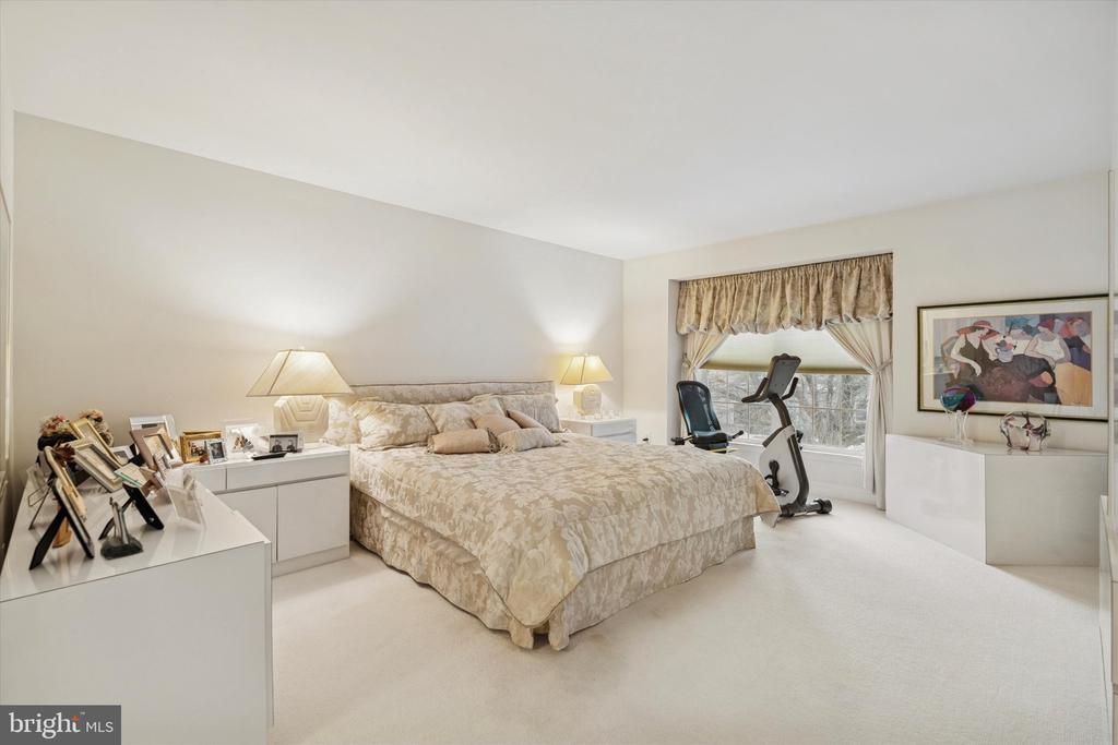 124 BIRKDALE DRIVE