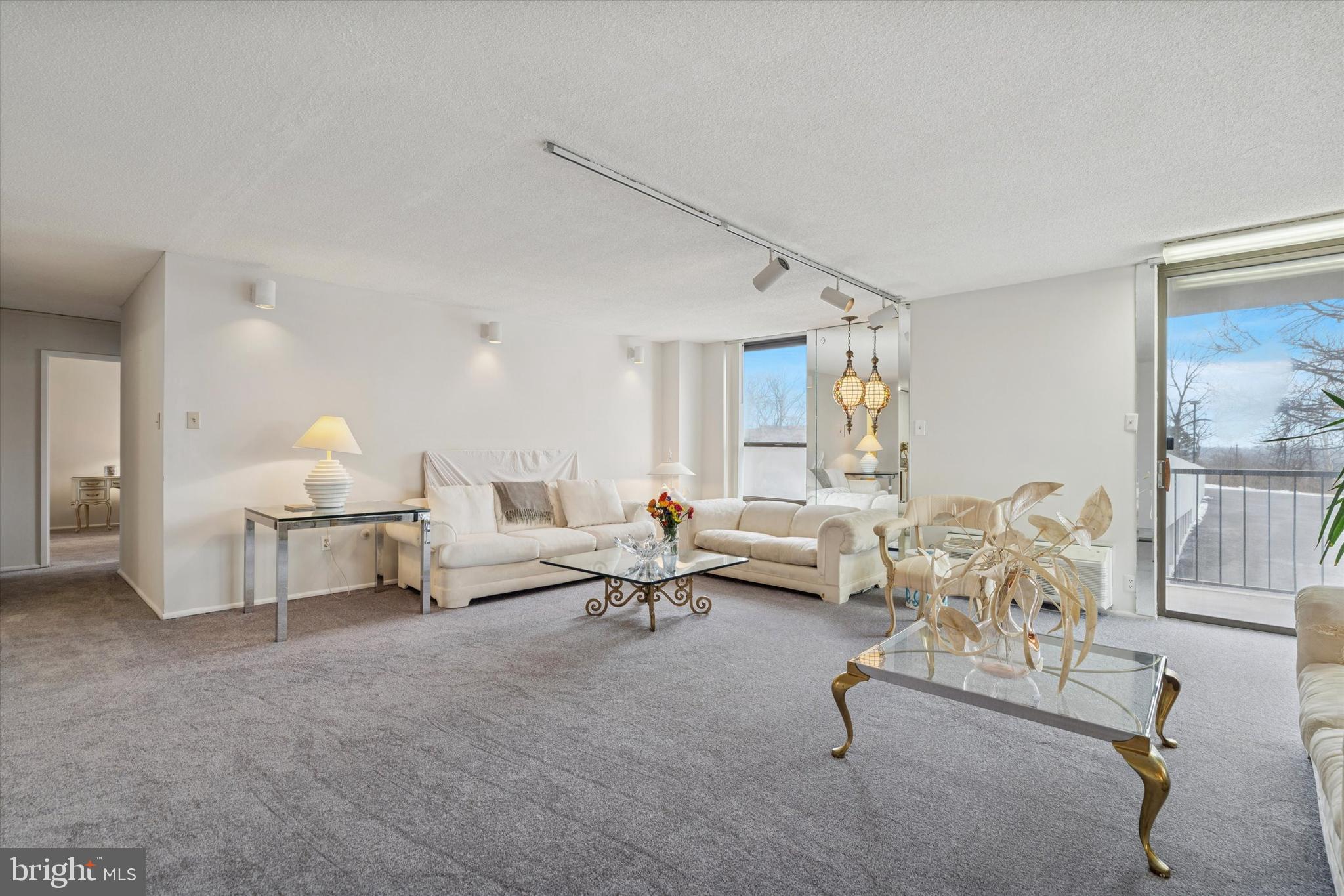 666 W GERMANTOWN PIKE 2101