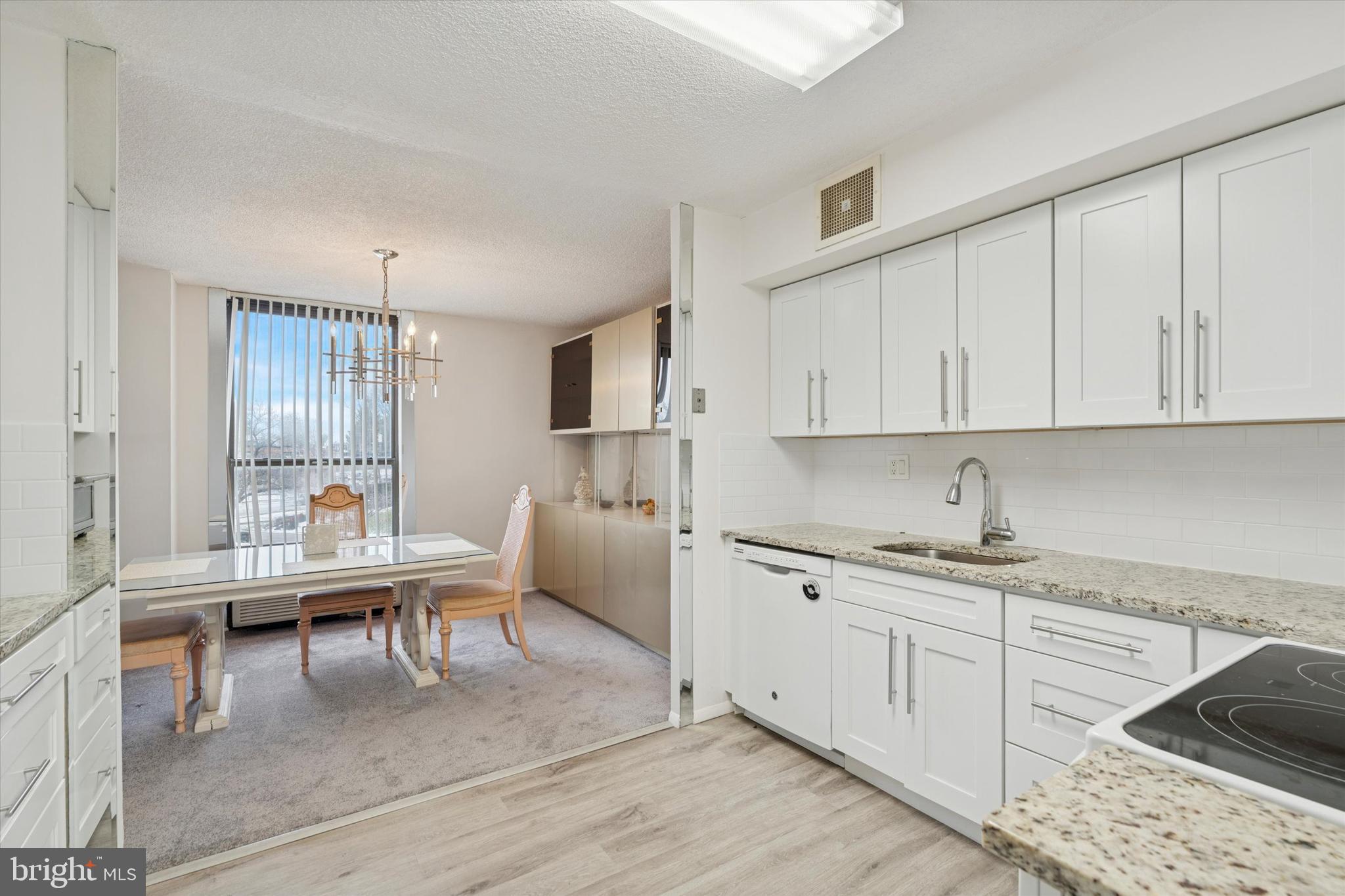 666 W GERMANTOWN PIKE 2101