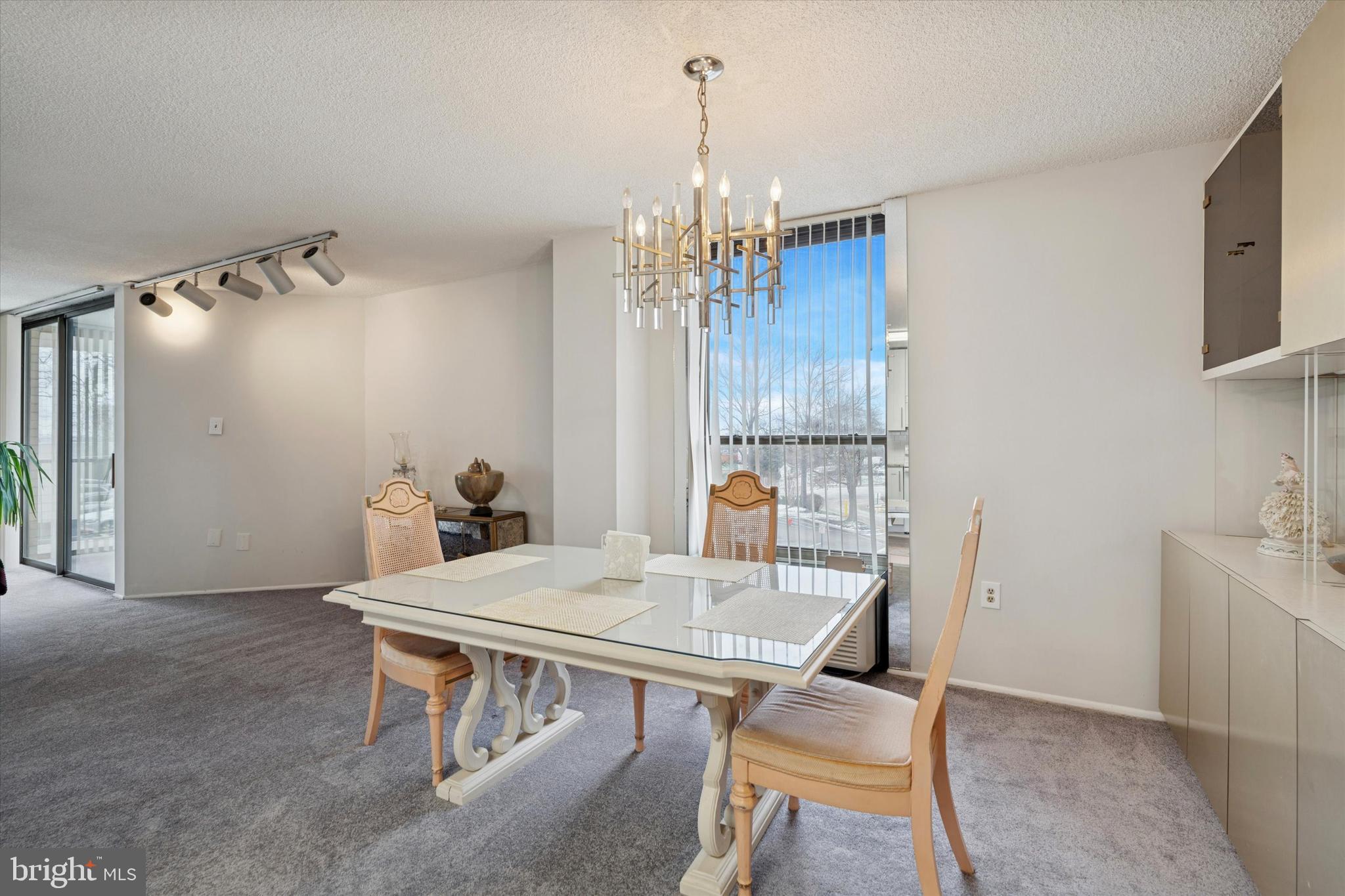 666 W GERMANTOWN PIKE 2101