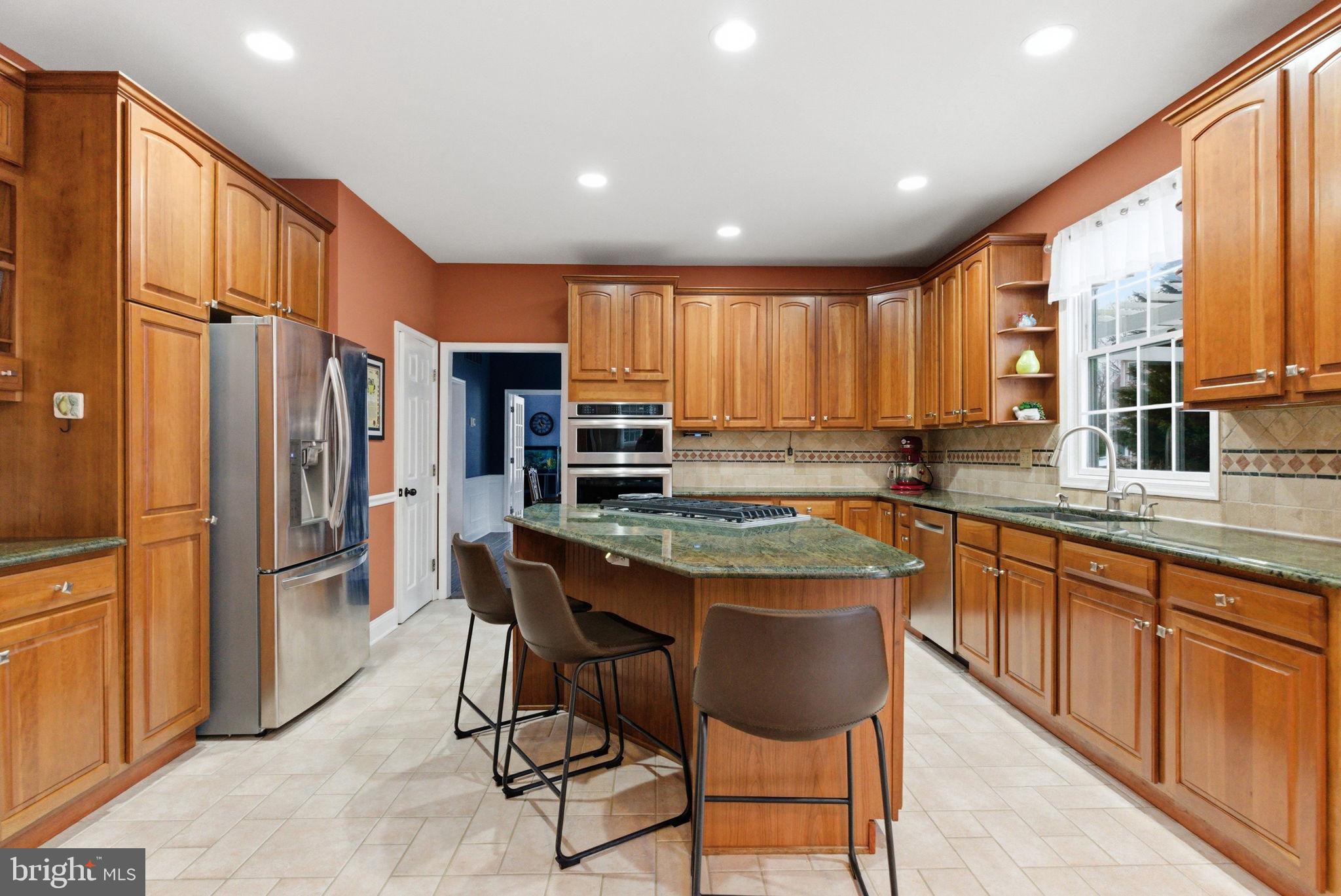 1510 ANNA MARIE CIRCLE