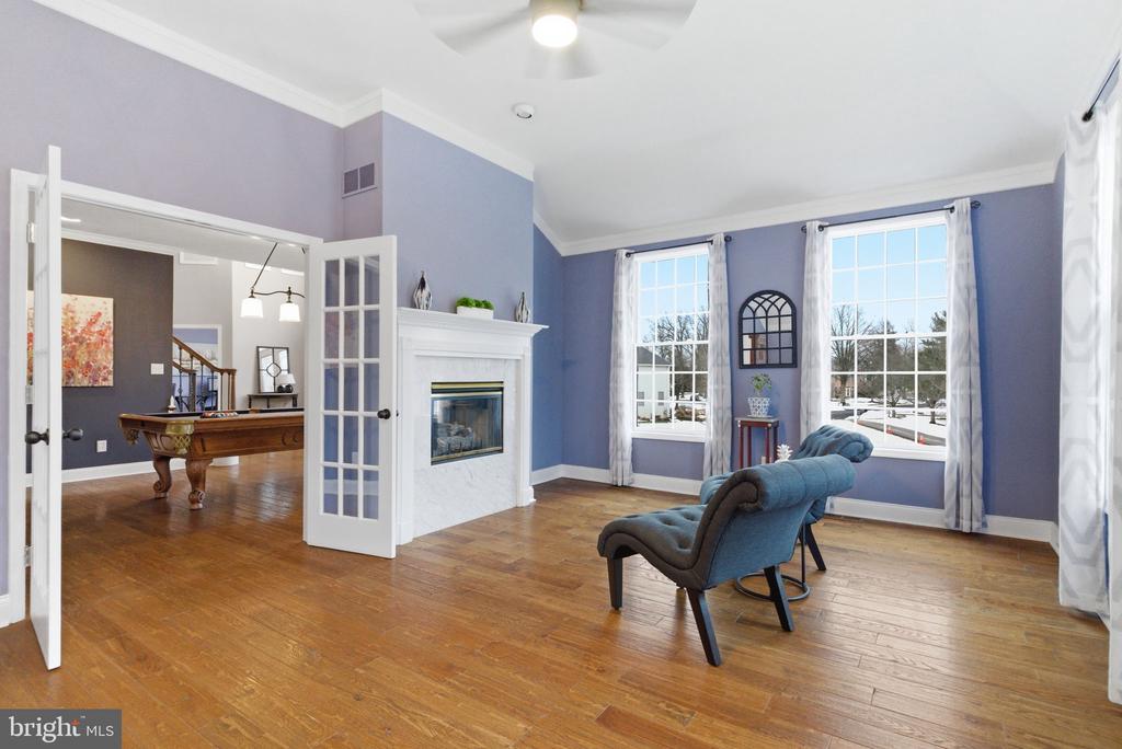 1510 ANNA MARIE CIRCLE