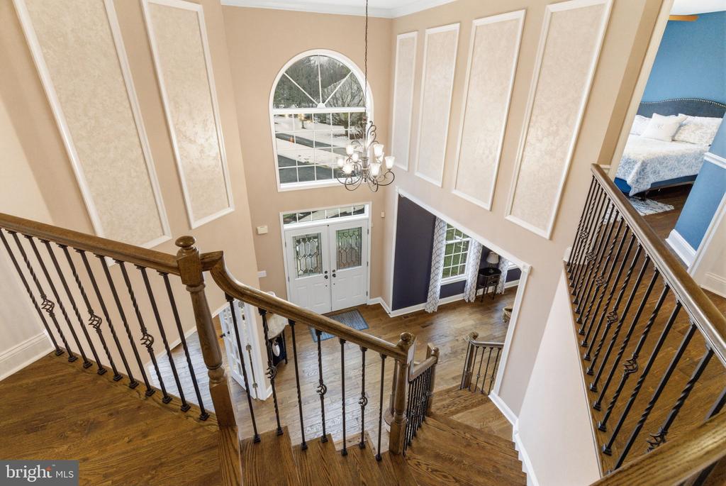 1510 ANNA MARIE CIRCLE