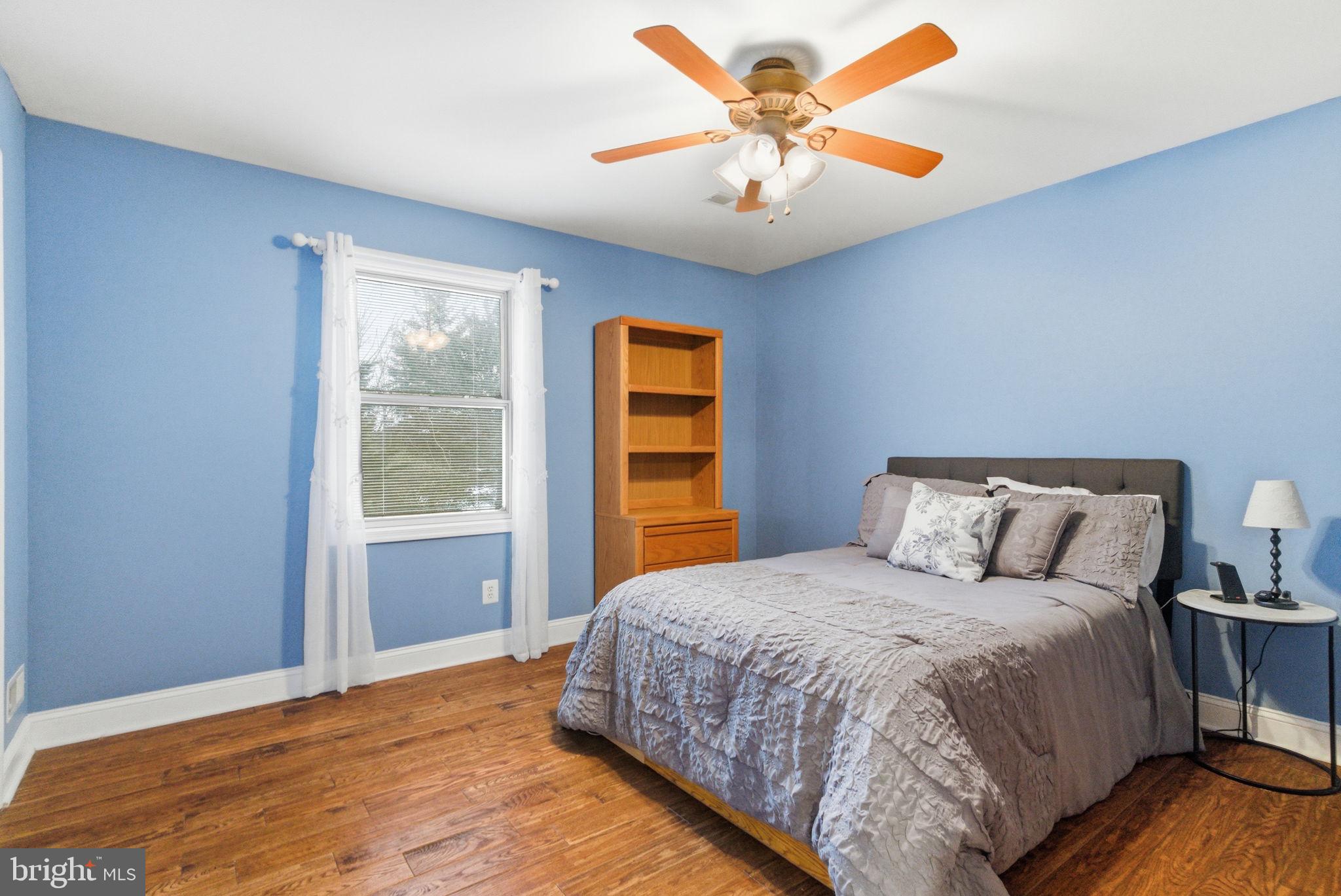 1510 ANNA MARIE CIRCLE