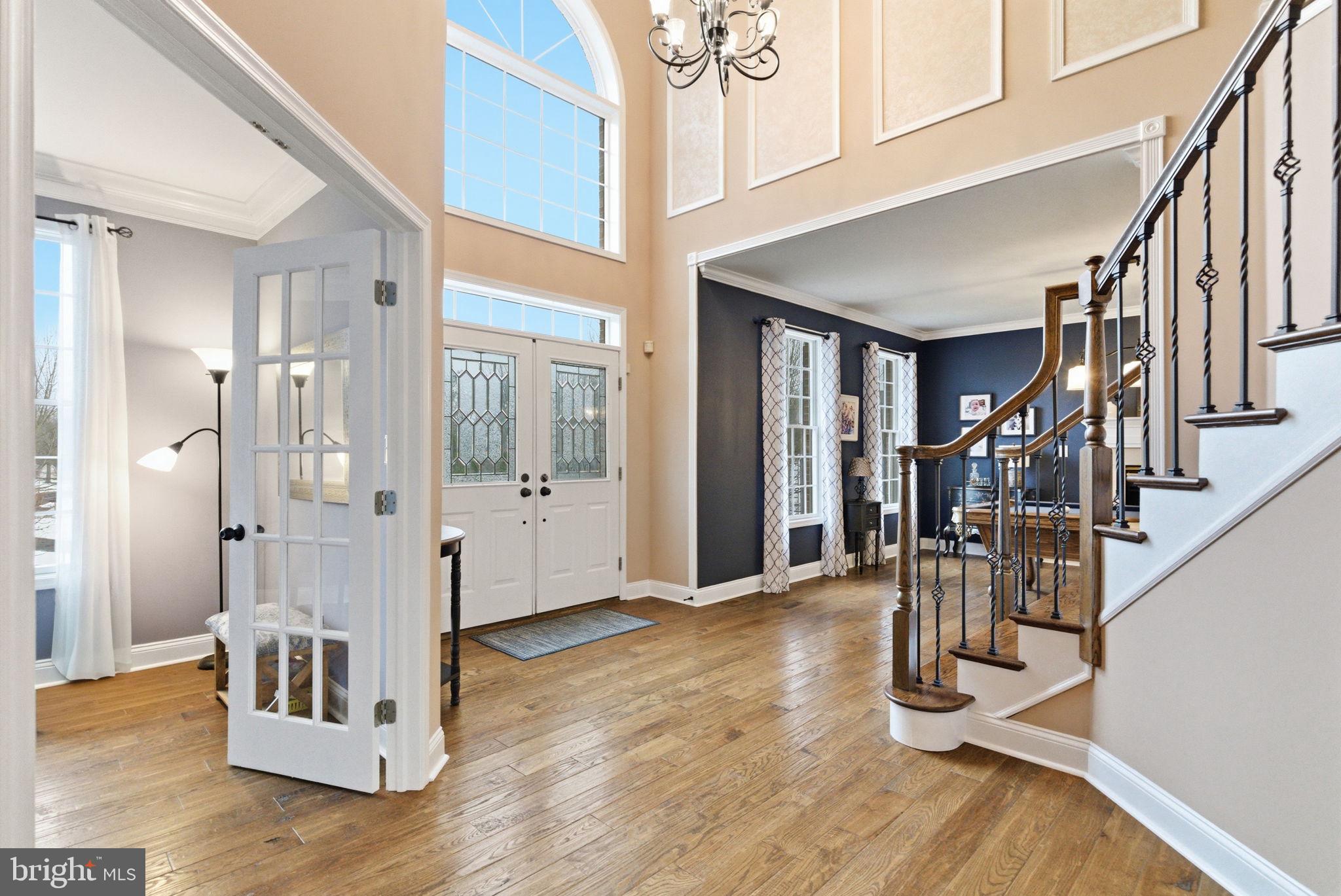 1510 ANNA MARIE CIRCLE