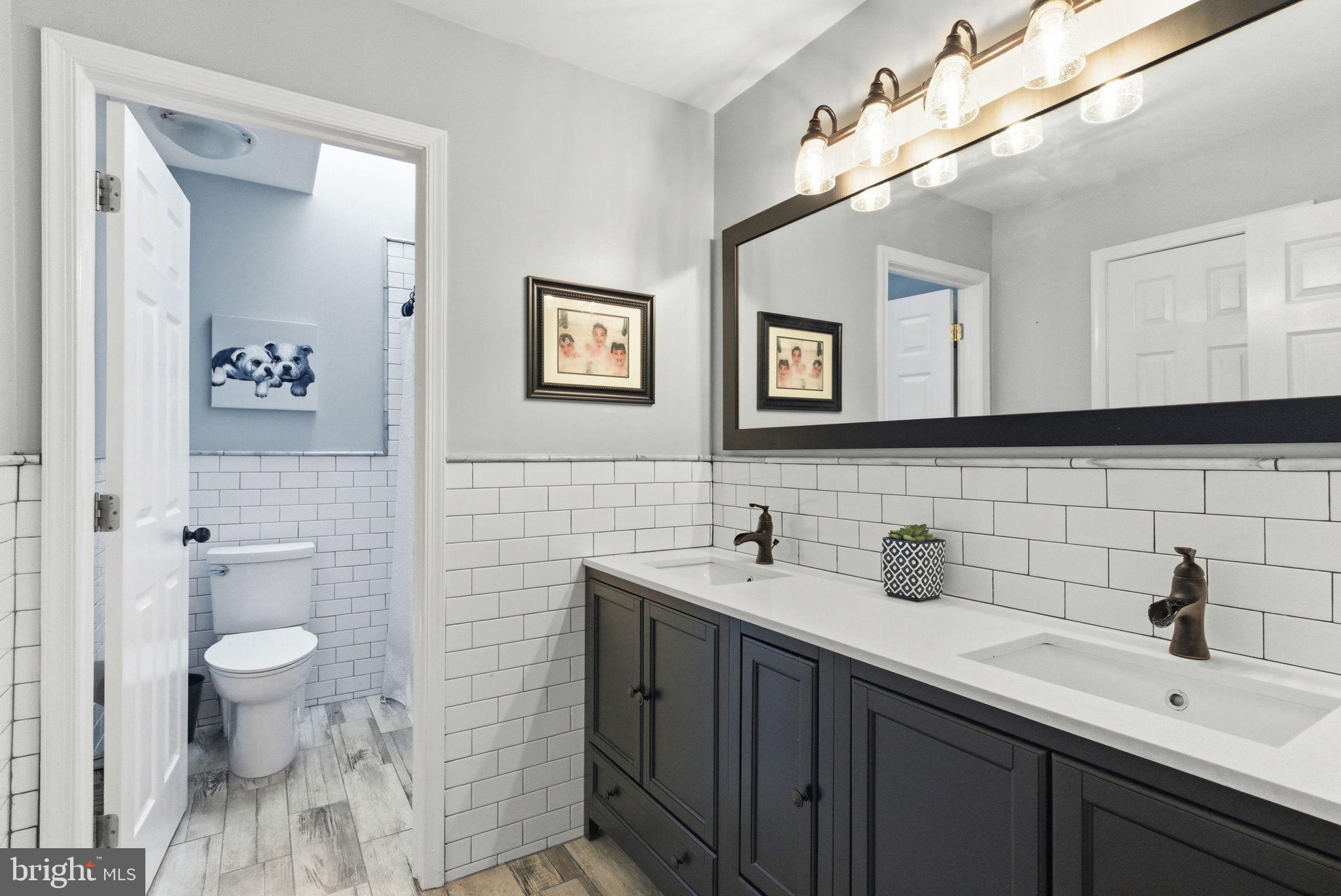 1510 ANNA MARIE CIRCLE