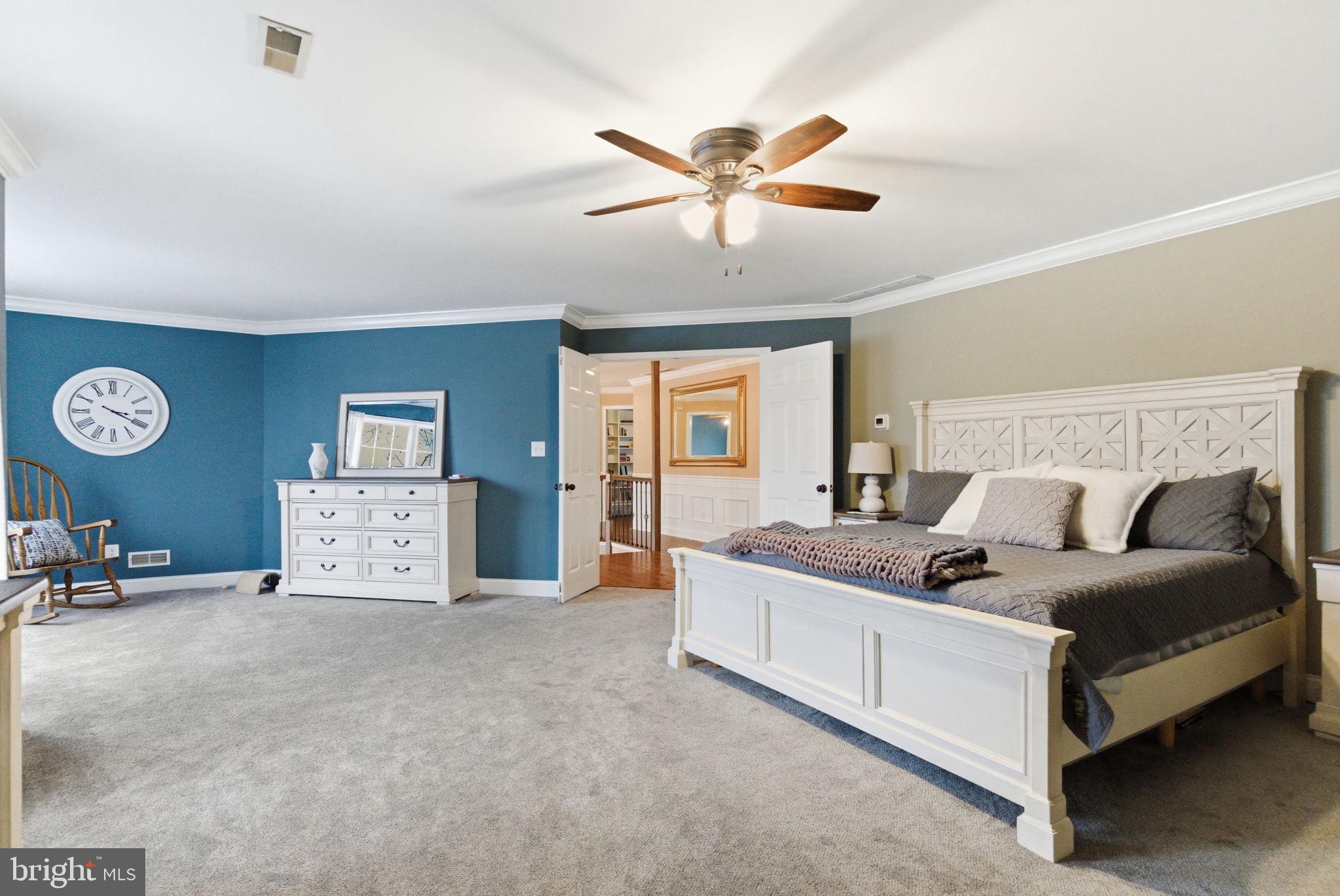 1510 ANNA MARIE CIRCLE