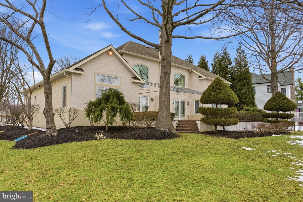 128 INVERNESS DRIVE