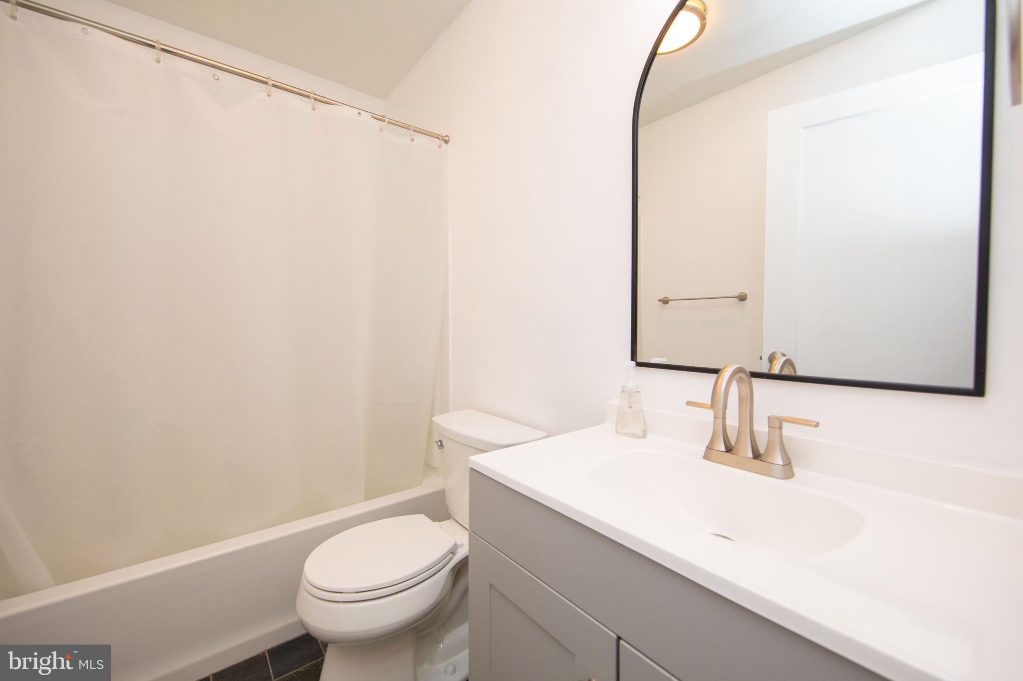 204 S CHESTNUT STREET UNIT D