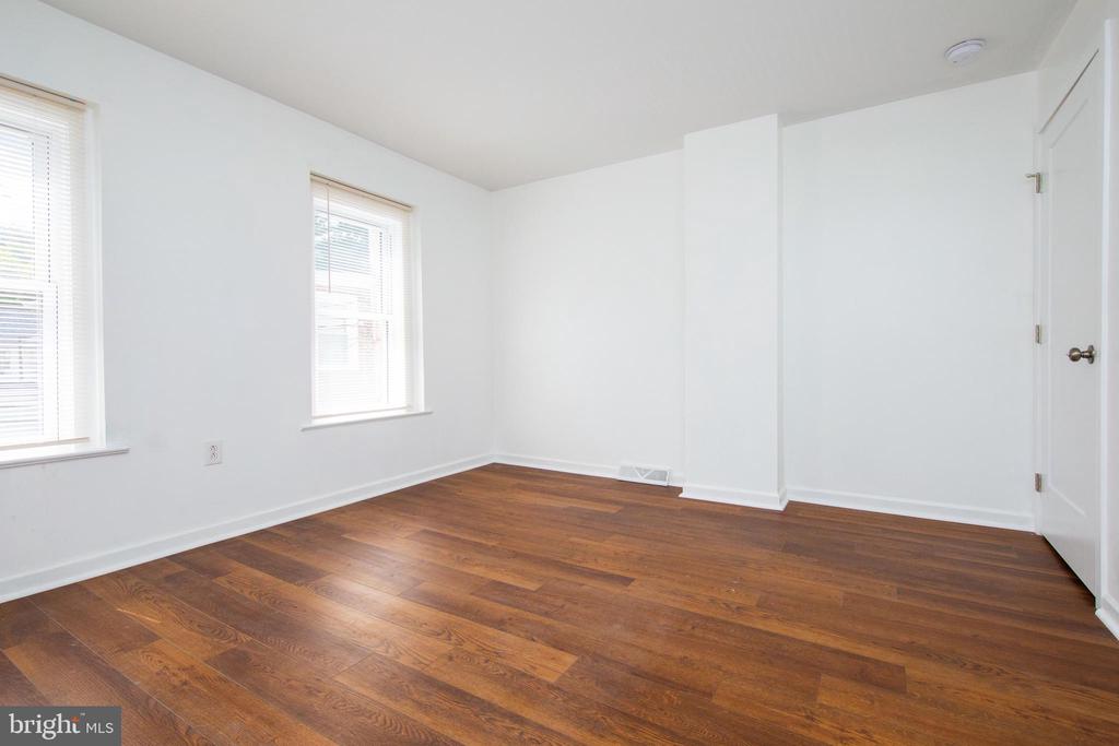 204 S CHESTNUT STREET UNIT D