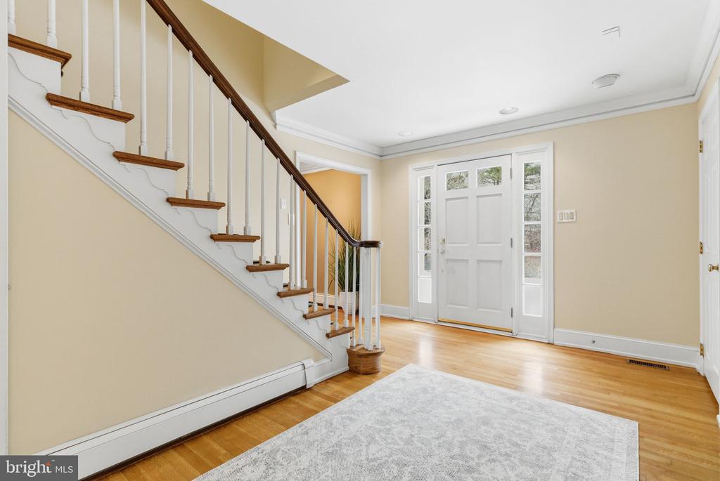 275 WOODCOCK LANE