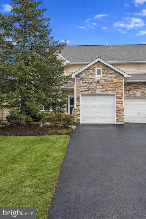 191 CANTERBURY LANE