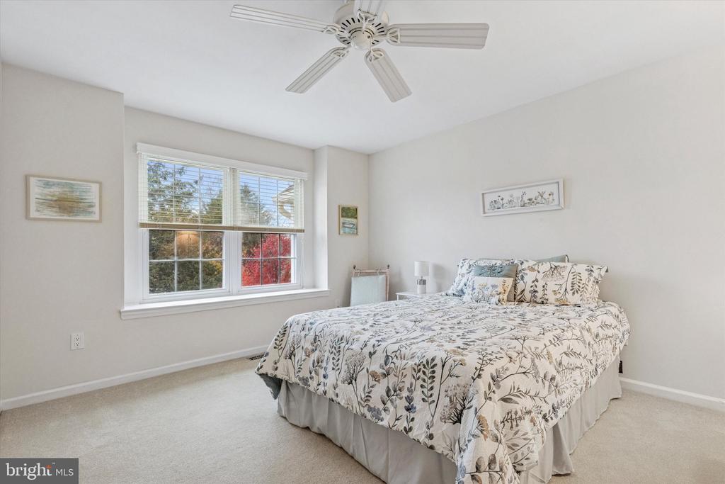 191 CANTERBURY LANE