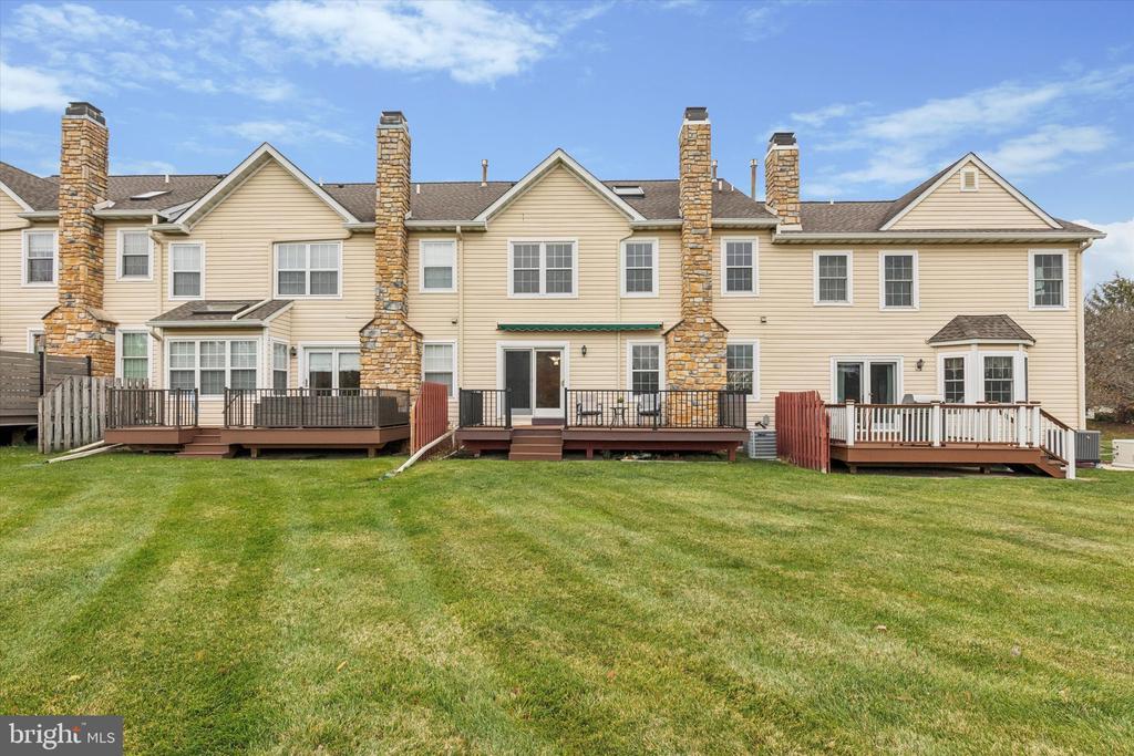 191 CANTERBURY LANE