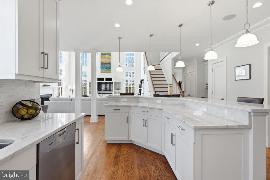 904 PLYMOUTH ROAD