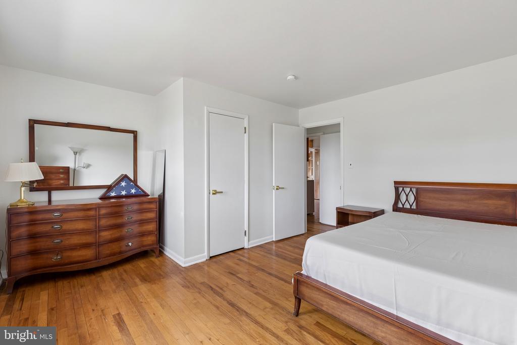 314 MIDFIELD DRIVE