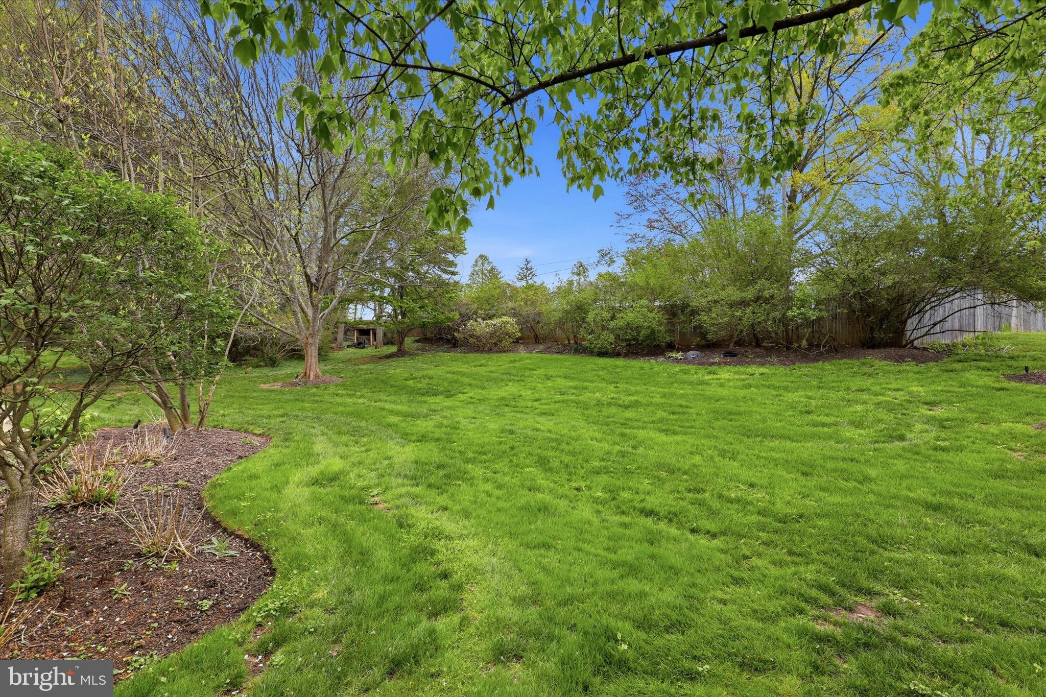 75 RIDINGS WAY