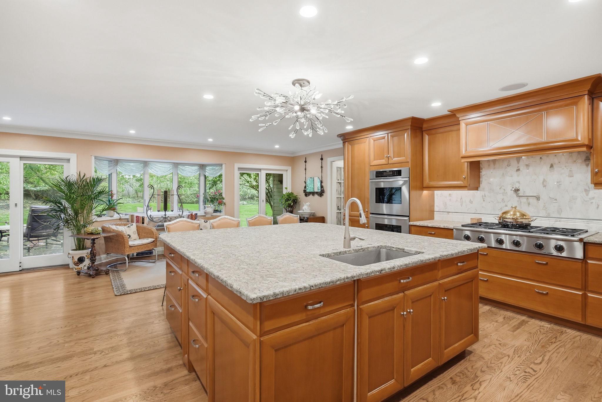 75 RIDINGS WAY