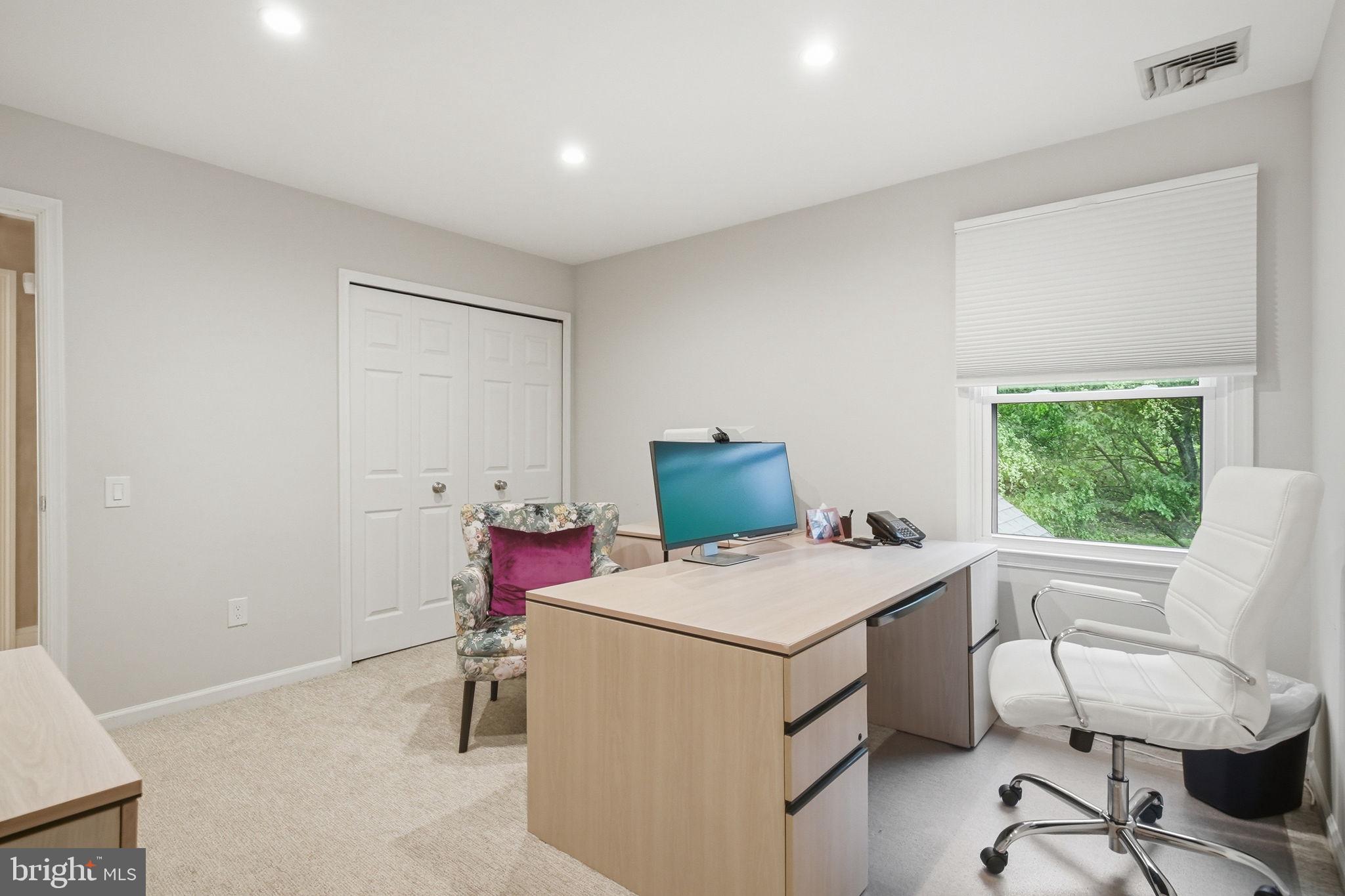 75 RIDINGS WAY