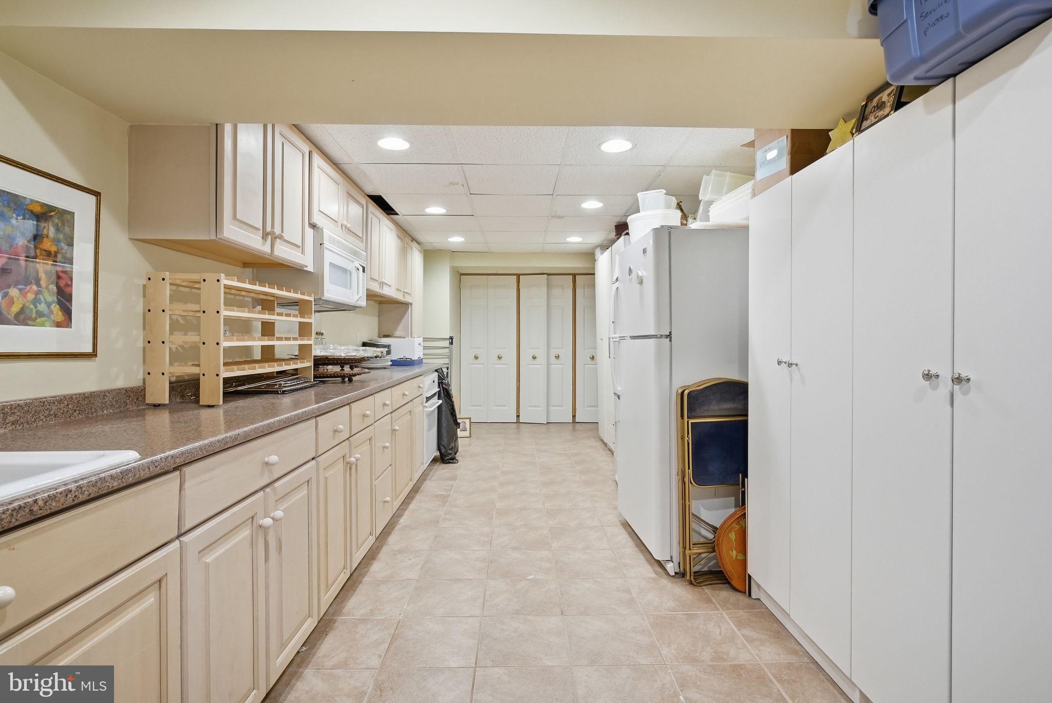 75 RIDINGS WAY