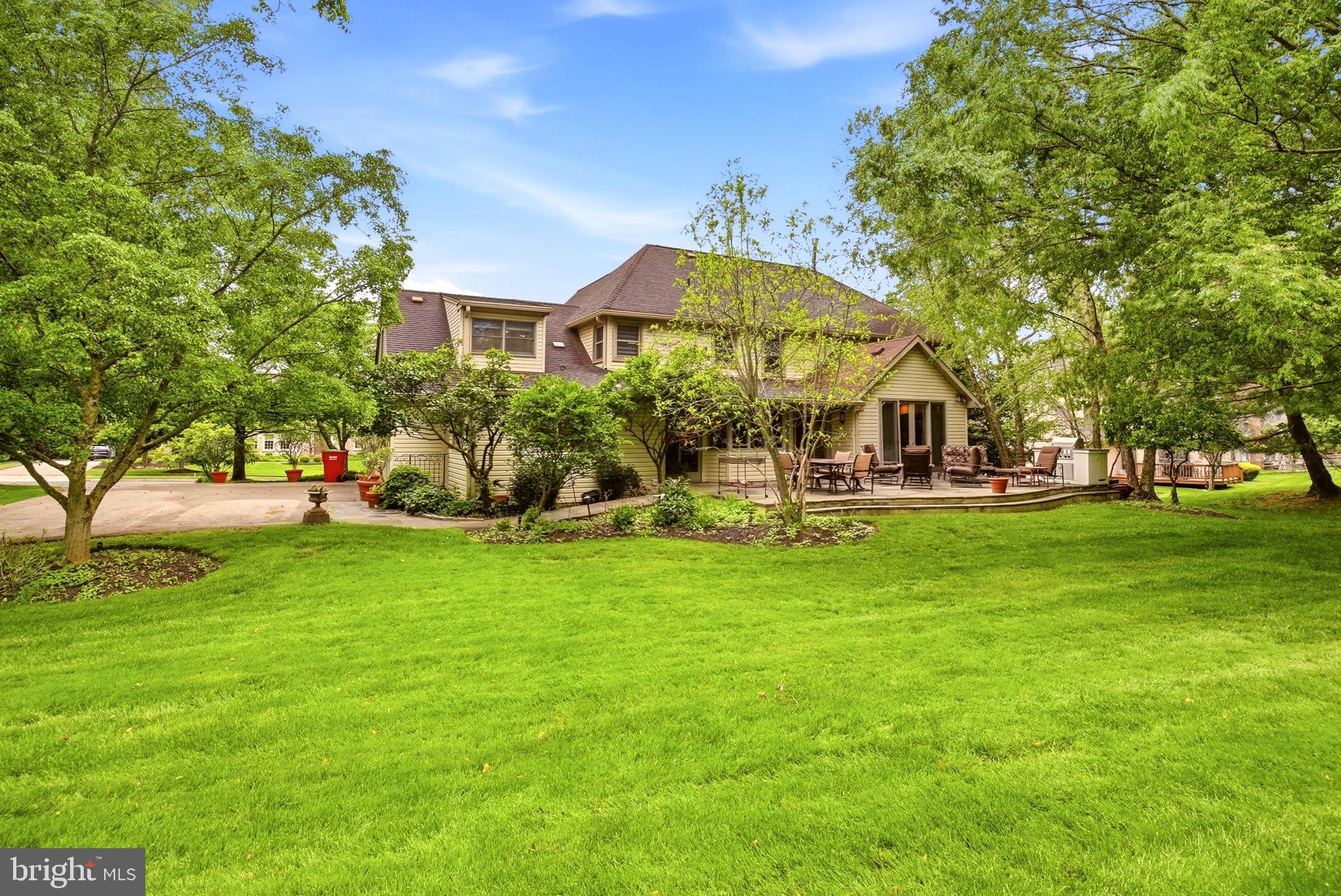75 RIDINGS WAY