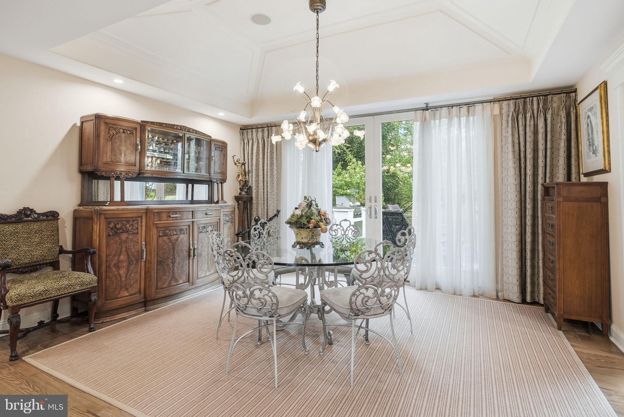 75 RIDINGS WAY