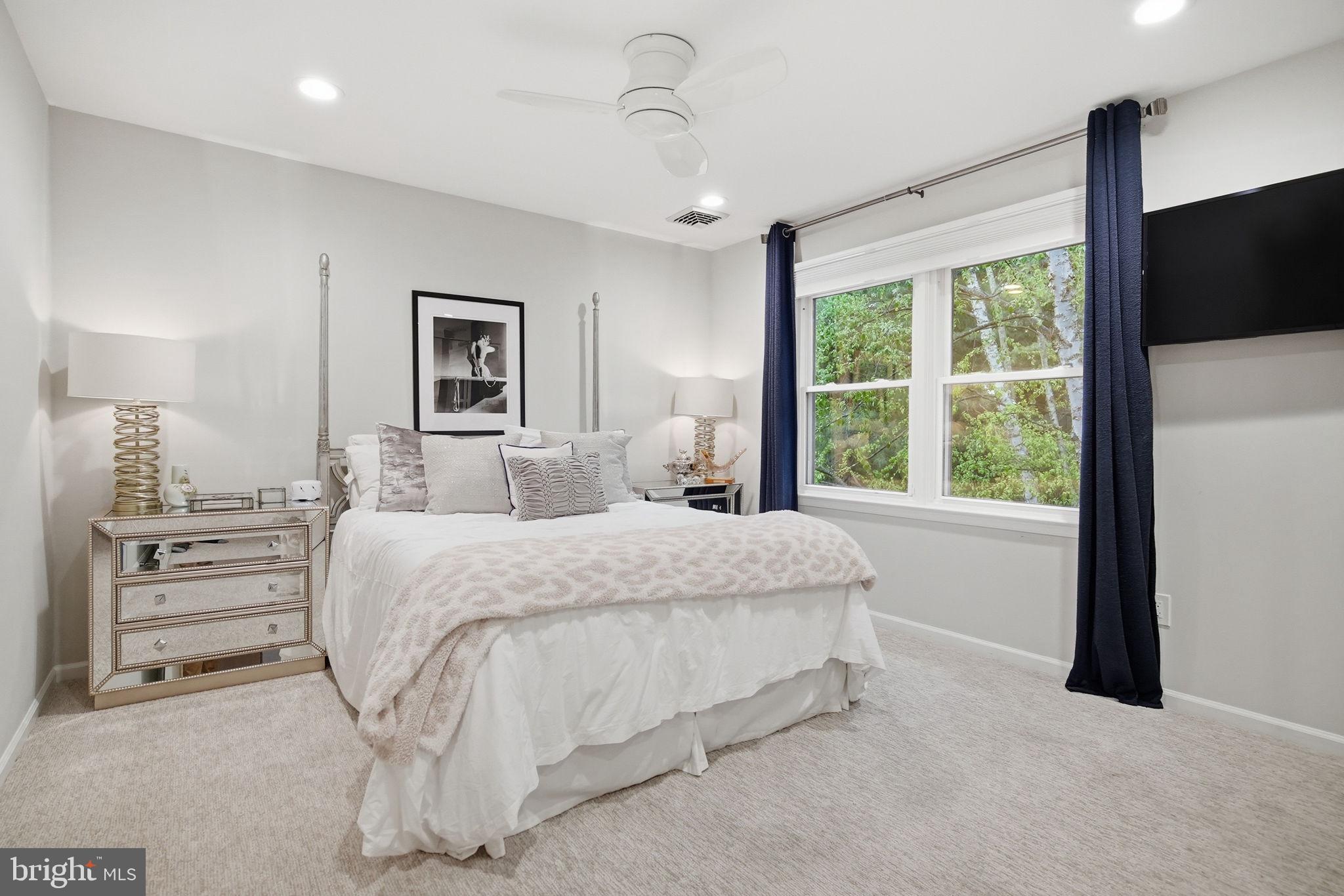 75 RIDINGS WAY