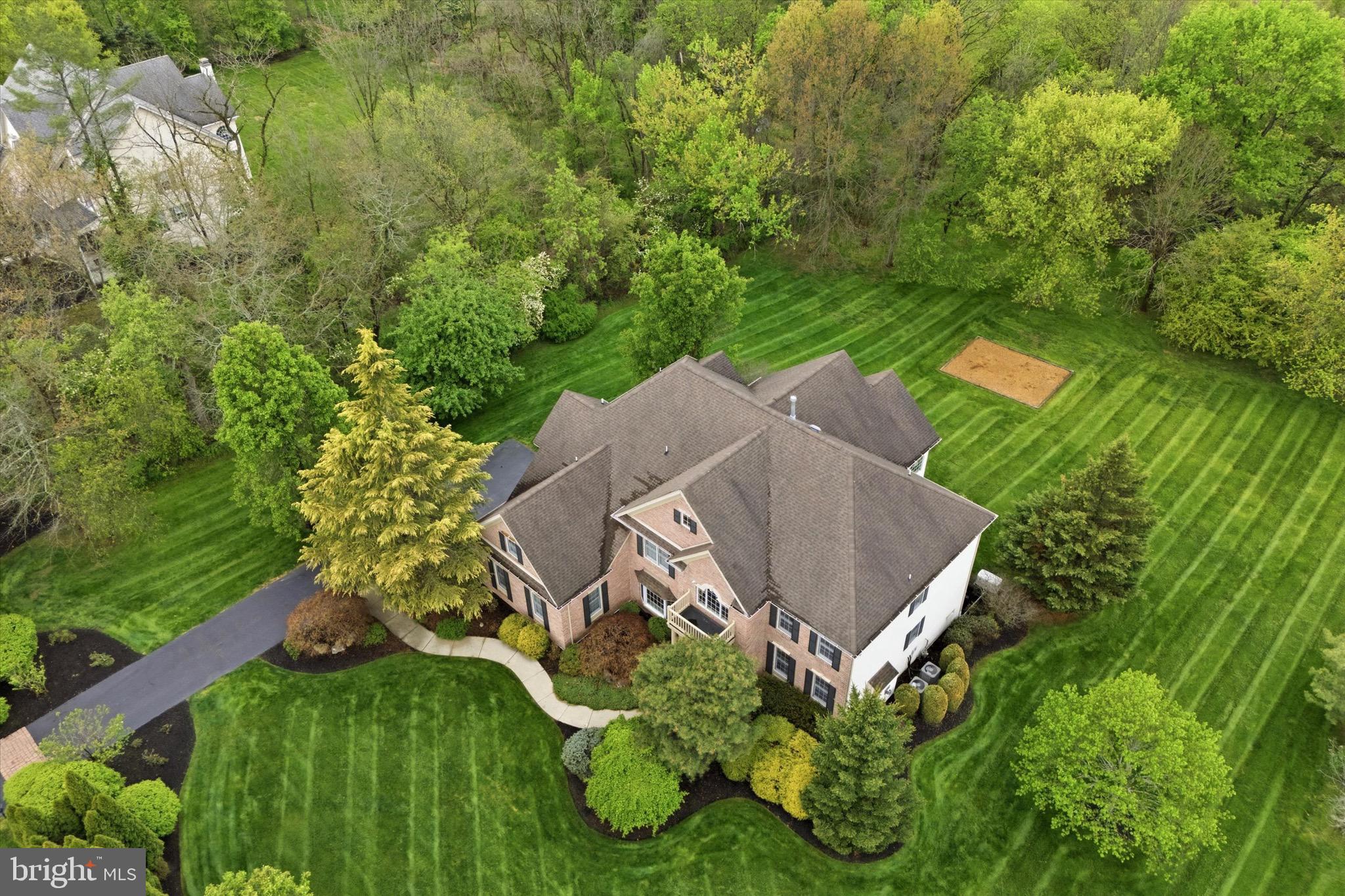 16 CHESTNUT LANE