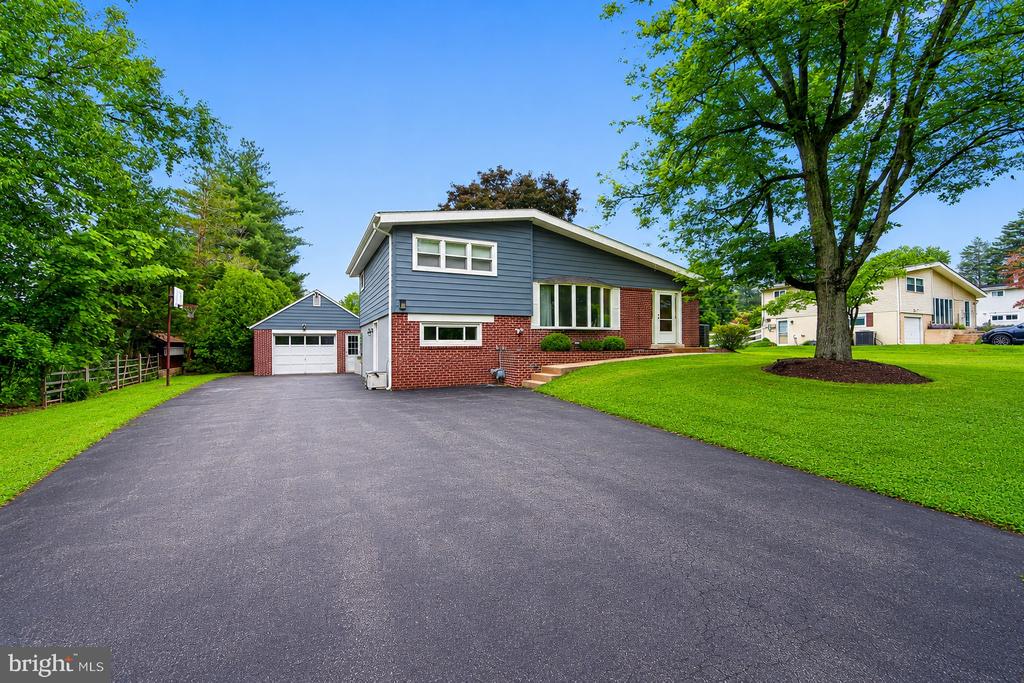 1649 Muhlenburg Dr, -3618, United States