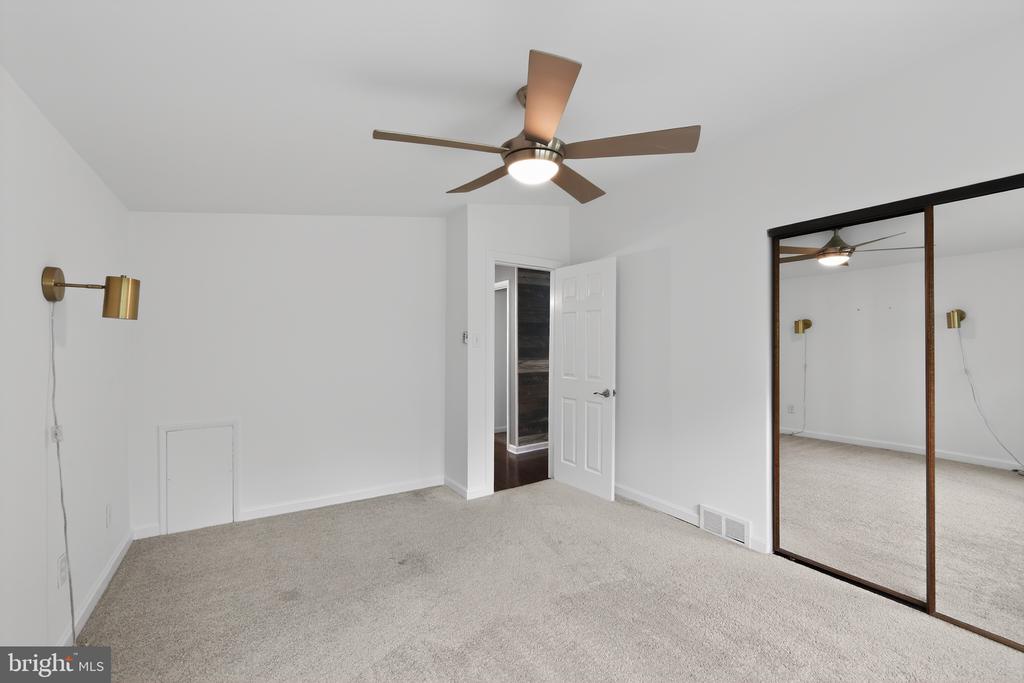 1649 Muhlenburg Dr, -3618, United States