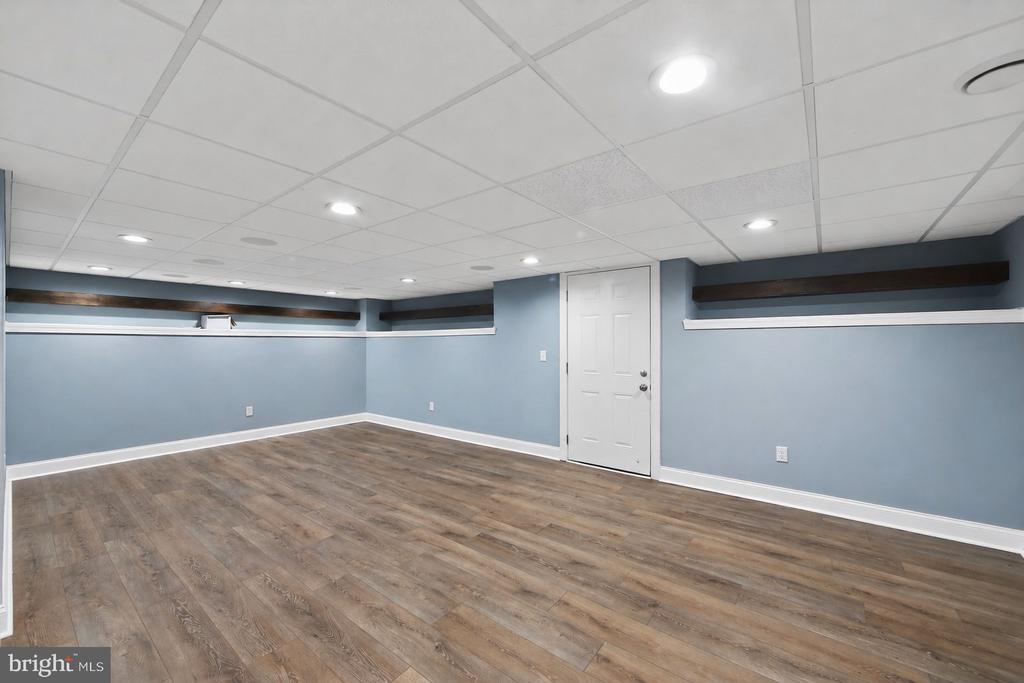 1649 Muhlenburg Dr, -3618, United States