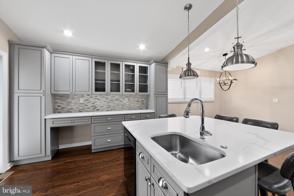 1649 Muhlenburg Dr, -3618, United States