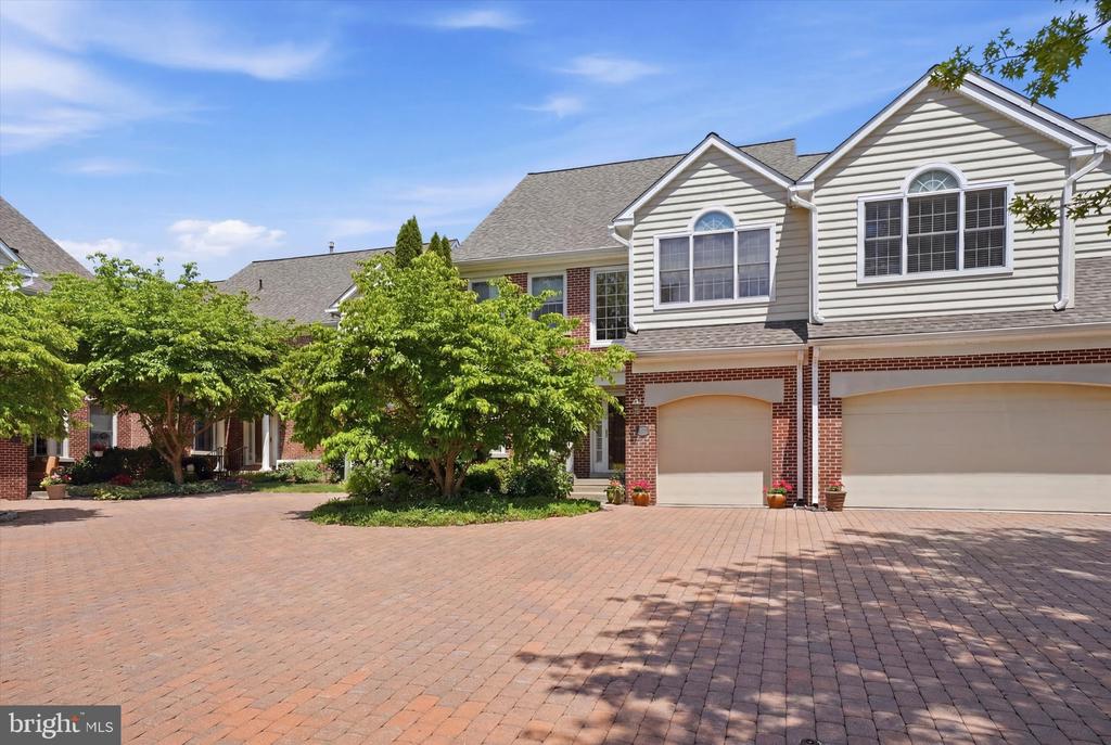 209 WESTMINSTER
