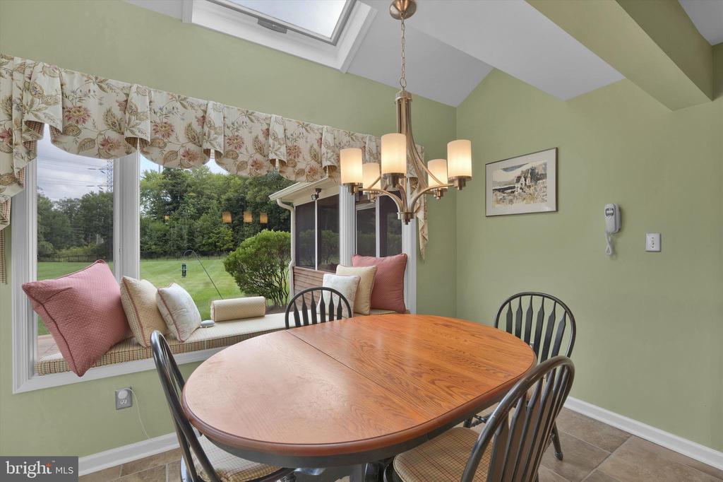 847 CLOVER DRIVE