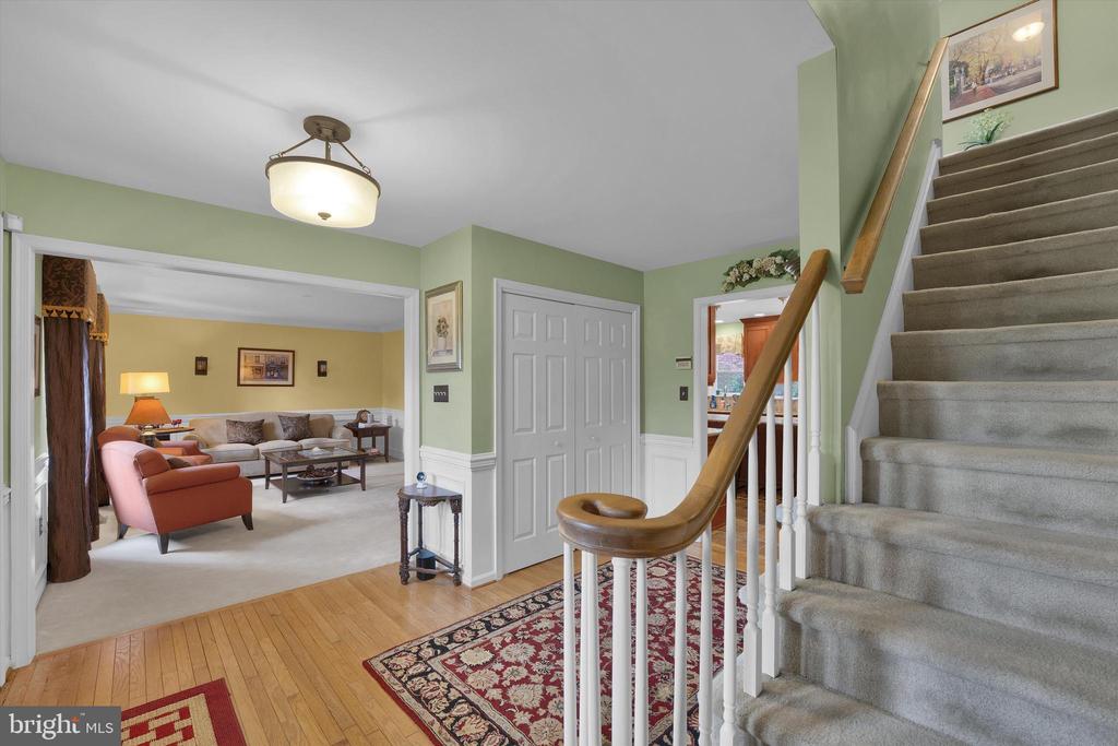 847 CLOVER DRIVE