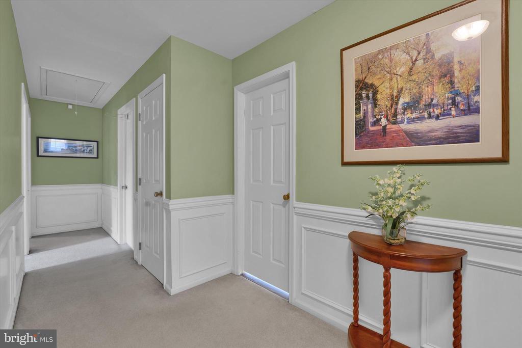 847 CLOVER DRIVE