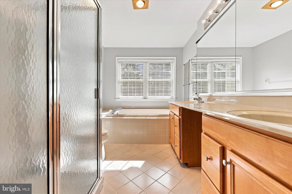 193 BIRKDALE DRIVE Unit:           