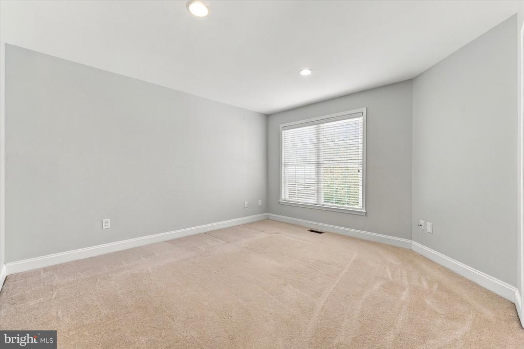 193 BIRKDALE DRIVE Unit:           