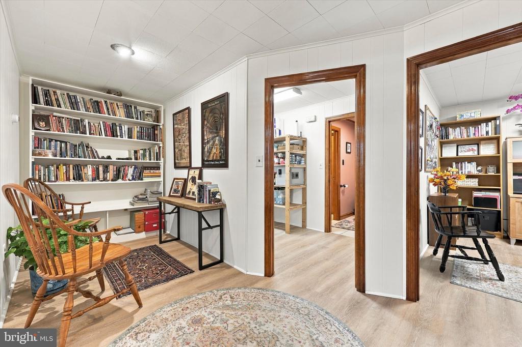 1639 W MAIN STREET Unit:           