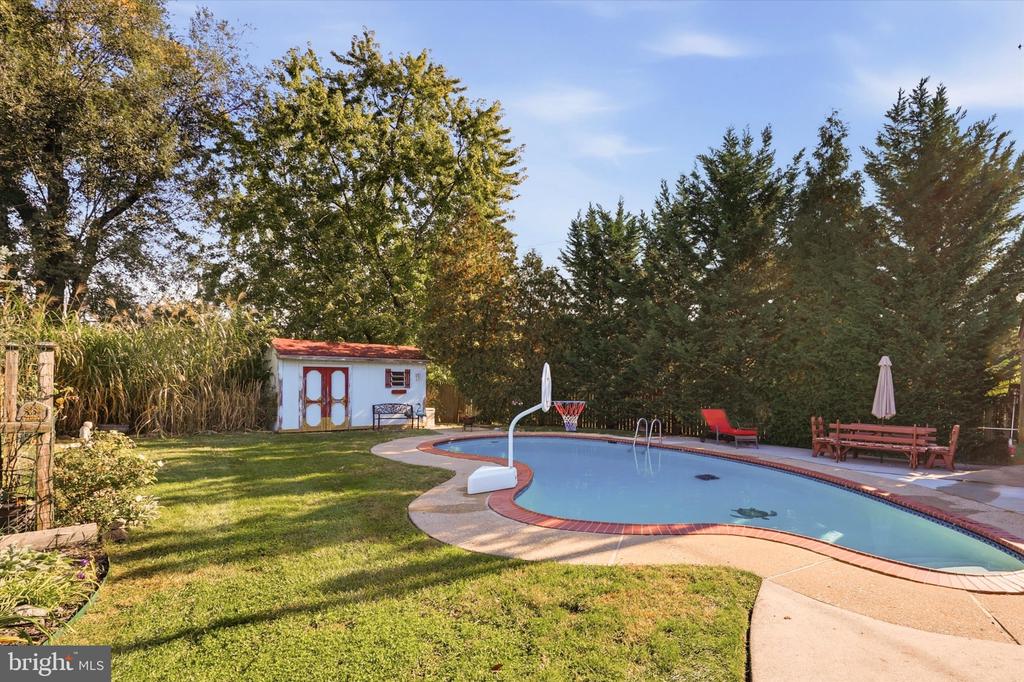 1639 W MAIN STREET Unit:           