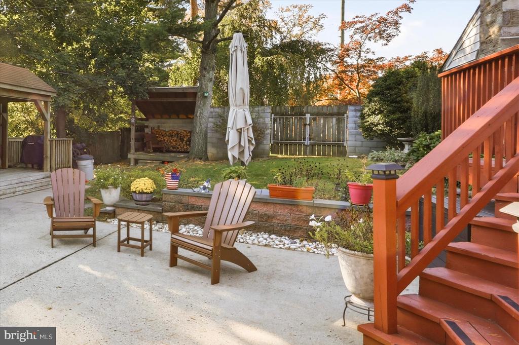 1639 W MAIN STREET Unit:           